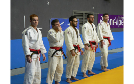 le 21 fevrier championnat Rhone Alpes par équipe Séniors